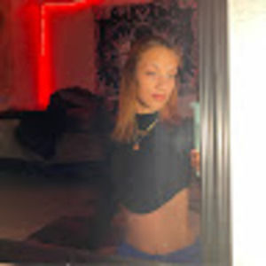 Meet your Posher, Angelina